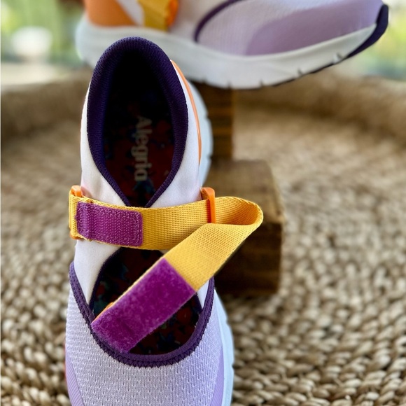 Alegria MaryJane Color Block Athletic Shoes - Picture 4 of 9